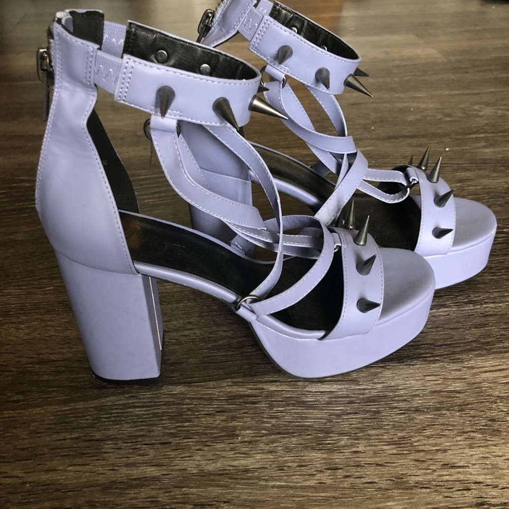 LILAC KILLING ME SOFTLY SPIKED HEELS